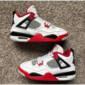 Nike Air Jordan 4 Retro Fire Red Size 4 Youth (Size 5.5 Women's)